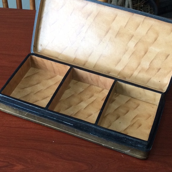 Vintage Italian Leather Gold Embossed Playing Card Box - Picture 5 of 9